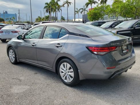 Certified 2021 Nissan Sentra S image 5