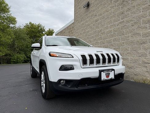 Used 2014 Jeep Cherokee Latitude AWD/4WD image 1