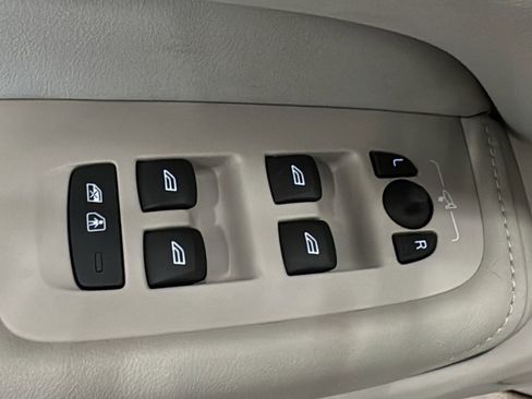 New 2026 Volvo XC60 B5 Ultra w/ Protection Package Premier image 22