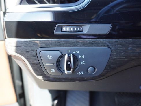 Used 2017 Audi Q7 3.0T Premium Plus image 22