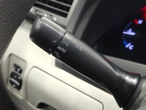 Used 2011 Toyota Camry Hybrid FWD image 8