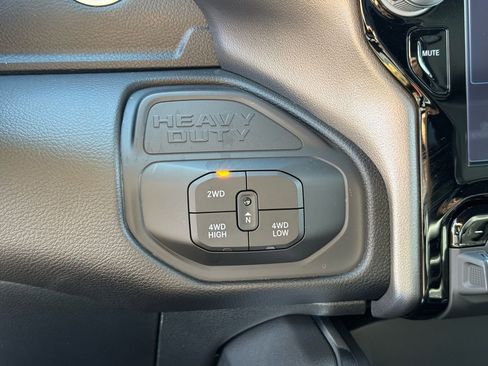 Used 2026 RAM 3500 Laramie image 31