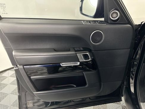 Used 2016 Land Rover Range Rover Supercharged image 29