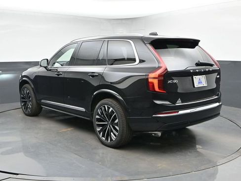 New 2026 Volvo XC90 T8 Plus w/ Protection Package Premier AWD/4WD image 8