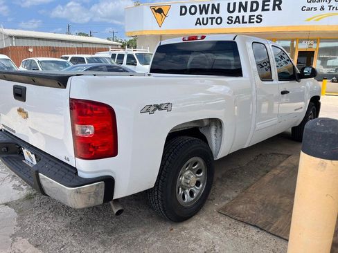 Used 2013 Chevrolet Silverado 1500 W/T w/ LS Package AWD/4WD image 6