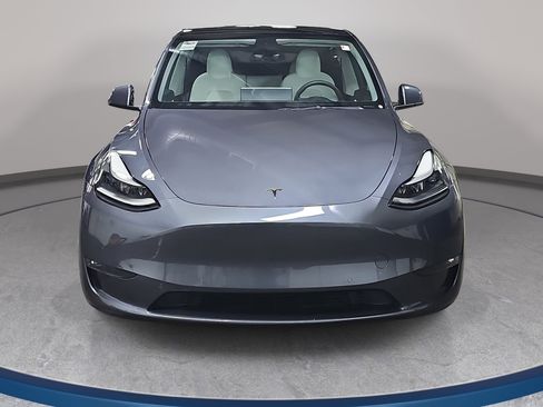Used 2021 Tesla Model Y Performance AWD/4WD image 2