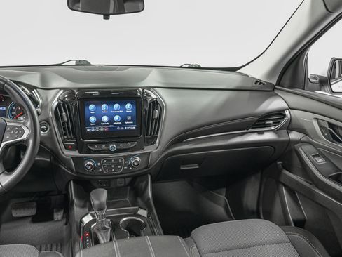 Used 2022 Chevrolet Traverse LT w/ LPO, Floor Liner Package image 31