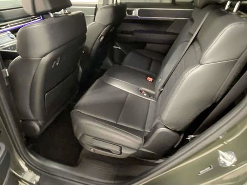 Used 2024 Hyundai Santa Fe Limited image 8