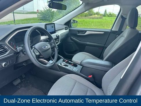 Used 2022 Ford Escape SE w/ Convenience Package FWD image 5
