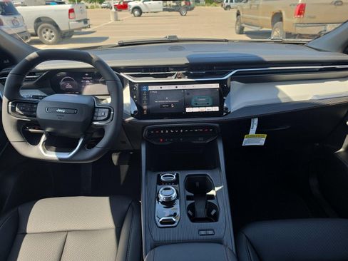 New 2026 Jeep Cherokee Limited AWD/4WD image 18