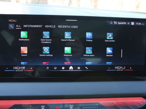 Used 2025 BMW X3 xDrive30i w/ Premium Package image 17