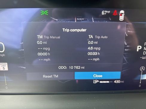 Certified 2025 Volvo XC90 B6 Plus AWD/4WD image 21