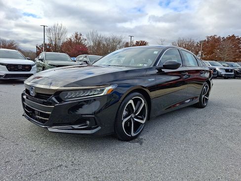 Certified 2022 Honda Accord Sport image 3