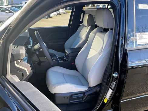 New 2026 Toyota 4Runner SR5 image 9