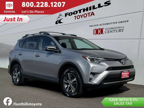 Used 2016 Toyota RAV4 XLE AWD/4WD image 1