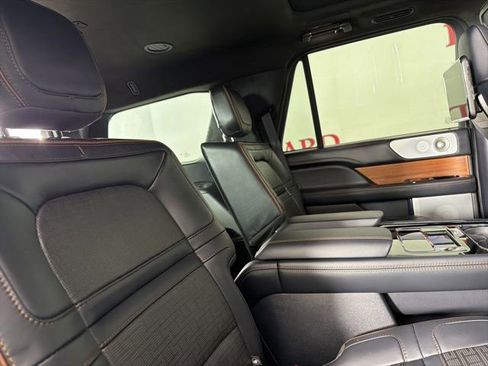 Used 2022 Lincoln Navigator Black Label AWD/4WD image 18