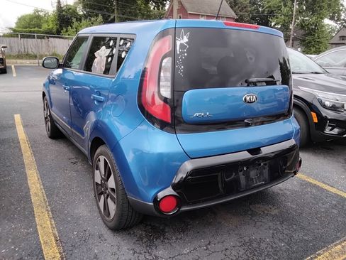 Used 2016 Kia Soul + w/ Designer's Package FWD image 5