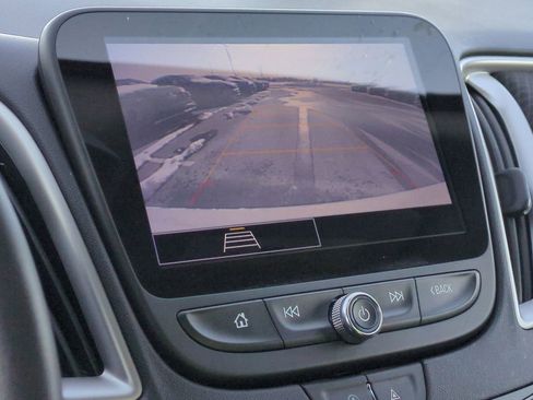 Used 2022 Chevrolet Malibu RS image 30