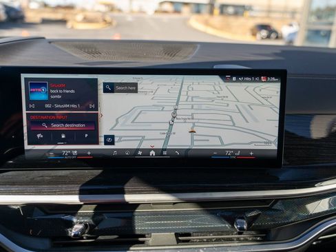 Used 2025 BMW X6 xDrive40i w/ Climate Comfort Package image 24