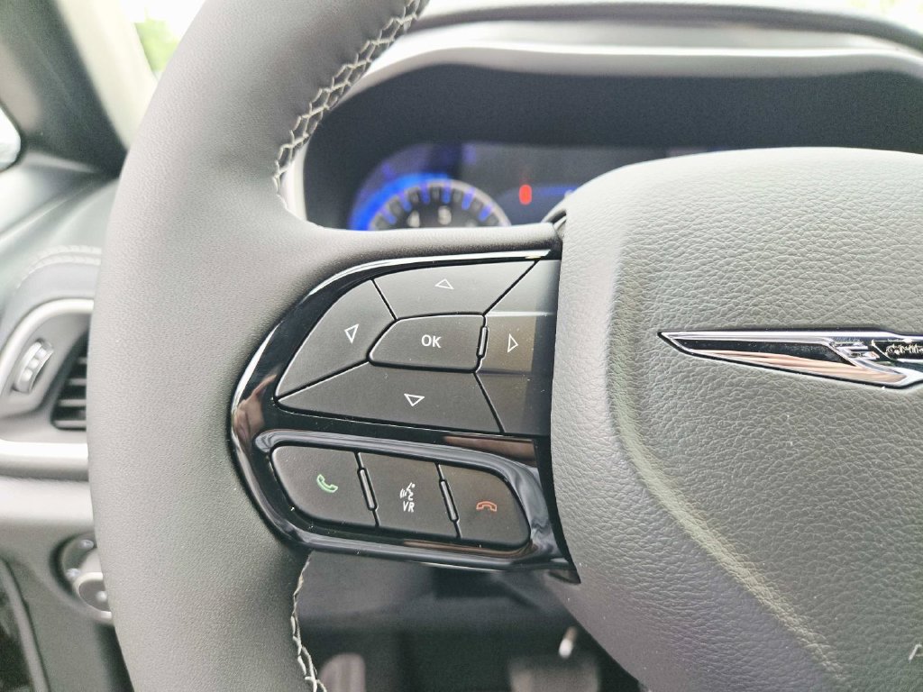 New 2026 Chrysler Pacifica Select w/ S Appearance Package FWD image 22