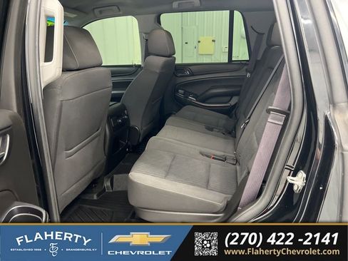 Used 2017 GMC Yukon SLE w/ SLE Value Package AWD/4WD image 11