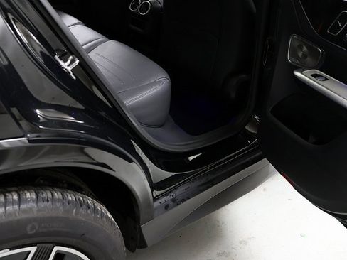 Certified 2024 Mercedes-Benz GLC 300 4MATIC image 32