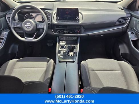 Used 2024 Nissan Rogue S FWD image 12