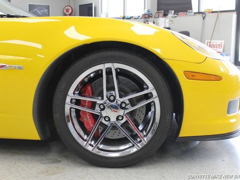 Used 2007 Chevrolet Corvette Z06 w/ Preferred Equipment Group image 22