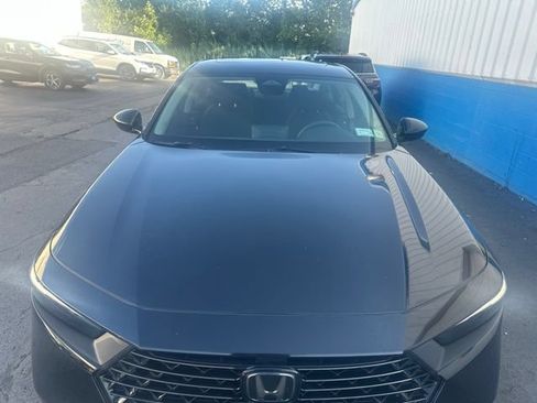 Used 2024 Honda Accord EX image 3