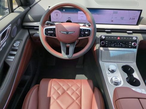 Used 2025 Genesis GV80 3.5T Prestige AWD/4WD image 14