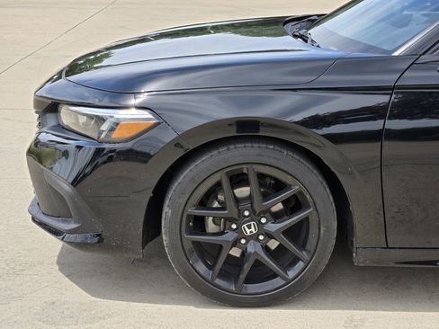 Used 2022 Honda Civic Sport image 6