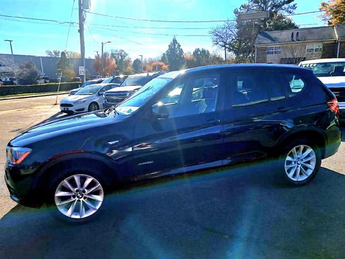 Used 2017 BMW X3 xDrive28i image 11