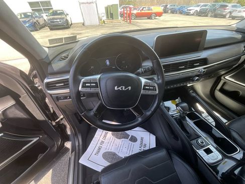Certified 2022 Kia Telluride SX w/ SX Prestige Package AWD/4WD image 15