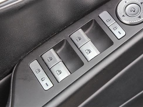 Used 2023 Genesis G80 2.5T image 28