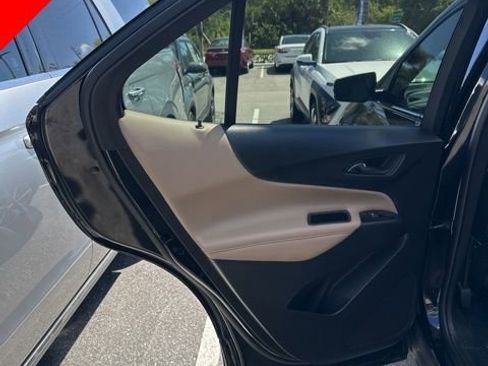 Used 2023 Chevrolet Equinox Premier image 8