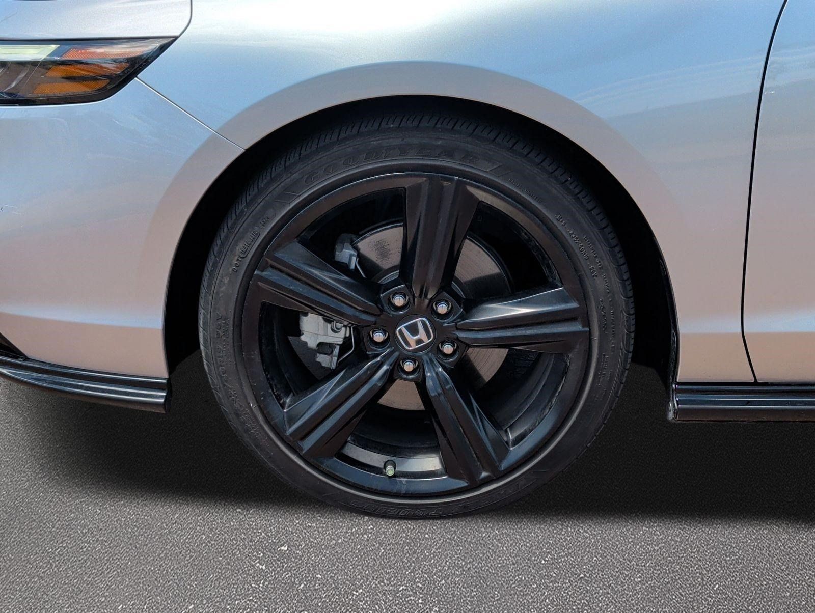 Used 2024 Honda Accord Sport image 7