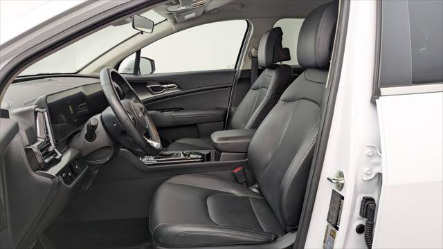 Used 2023 Kia Sportage EX AWD/4WD image 14