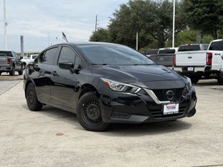Used 2020 Nissan Versa S FWD video 2