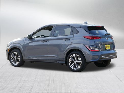 Used 2023 Hyundai Kona SE w/ Cargo Package FWD image 5