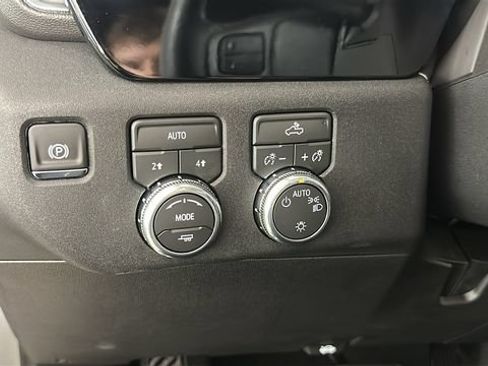 New 2026 GMC Sierra 1500 SLE AWD/4WD image 19