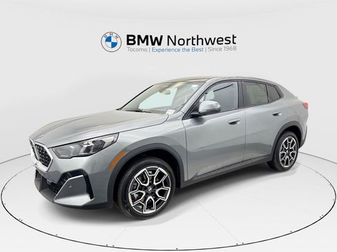 New 2026 BMW X2 xDrive28i w/ Technology Package AWD/4WD image 1