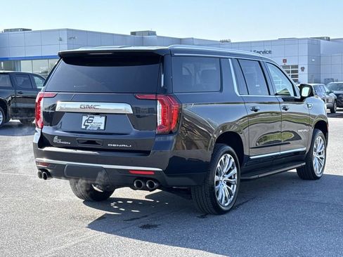 Used 2024 GMC Yukon XL Denali w/ Advanced Technology Package AWD/4WD image 25