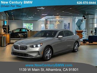 New 2026 BMW i5 eDrive40 w/ Convenience Package video 1