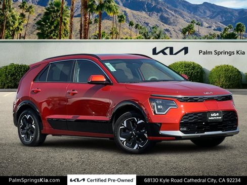 Certified 2023 Kia Niro Wave FWD image 1