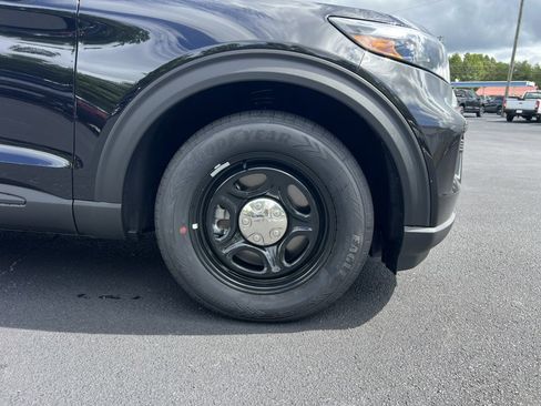 New 2025 Ford Explorer 4WD Police Interceptor image 10