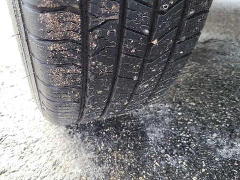 Used 2015 Chevrolet Sonic LT w/ Advanced Safety Package image 31