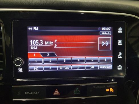 Used 2019 Mitsubishi Outlander SEL AWD/4WD image 25