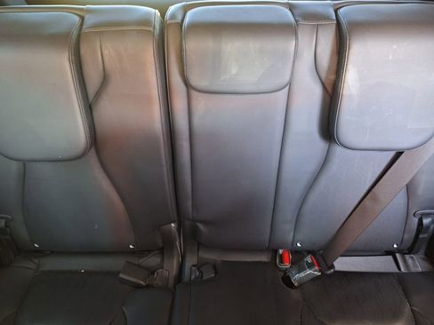 Used 2023 Kia Carnival LX image 24