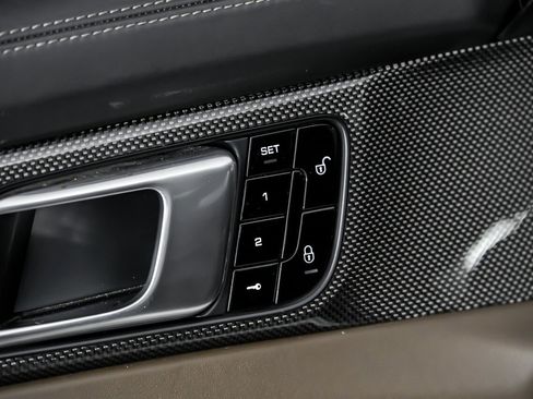 Used 2017 Porsche Panamera Turbo image 19