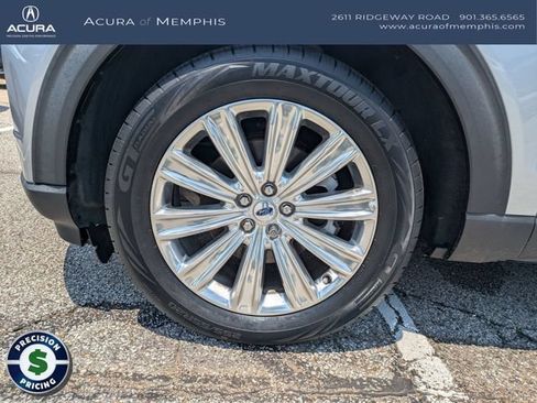Used 2022 Ford Explorer Limited w/ Equipment Group 301A RWD image 12